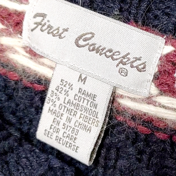 Vintage Cable Knit Embroidered Snowflake Oversize Grandpa Sweater Size Medium - Picture 5 of 7